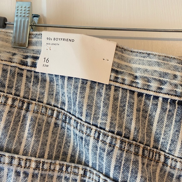 AEO DISTRESSED BOYFRIEND SHORTS - Picture 5 of 5